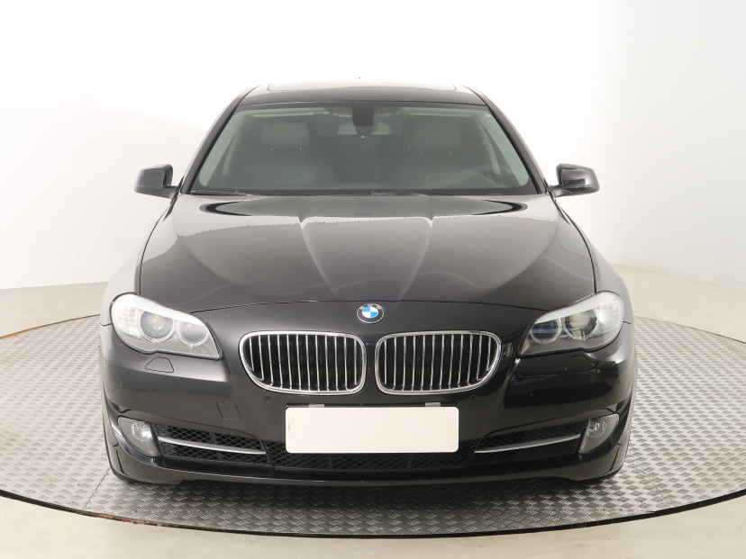 BMW 5, 2013