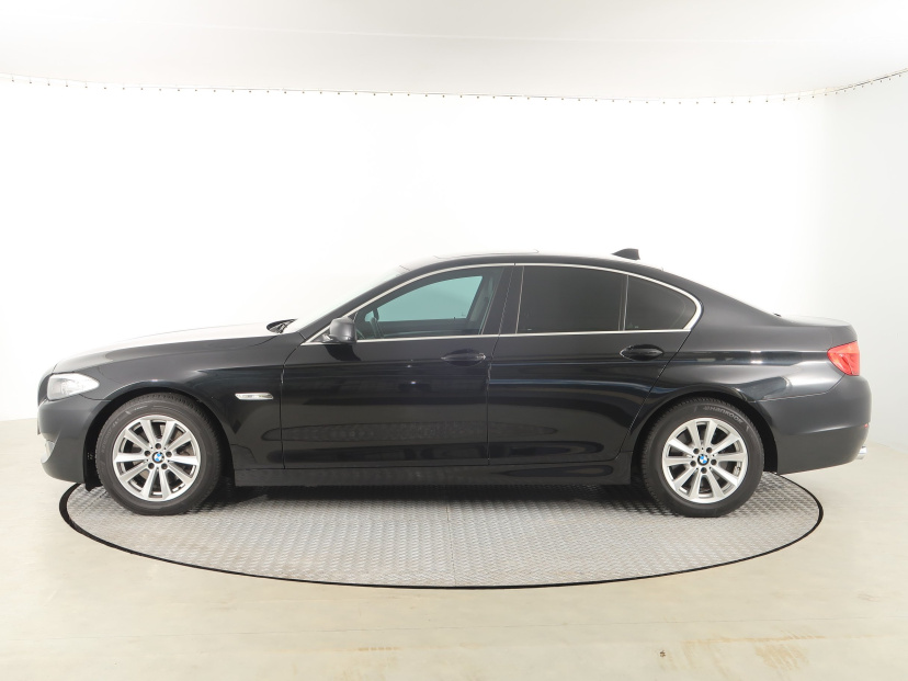 BMW 5, 2013