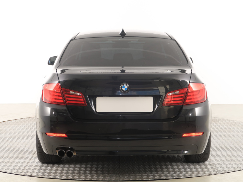 BMW 5, 2013