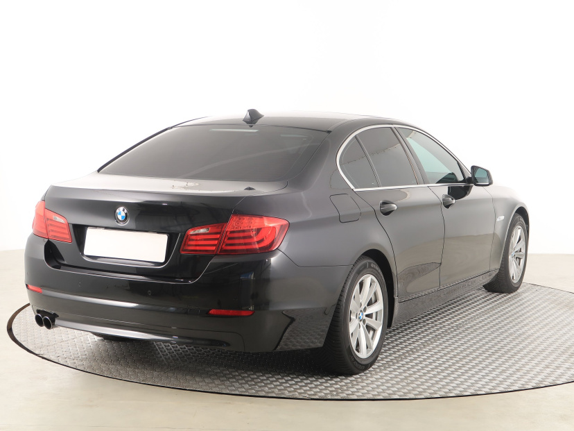 BMW 5, 2013