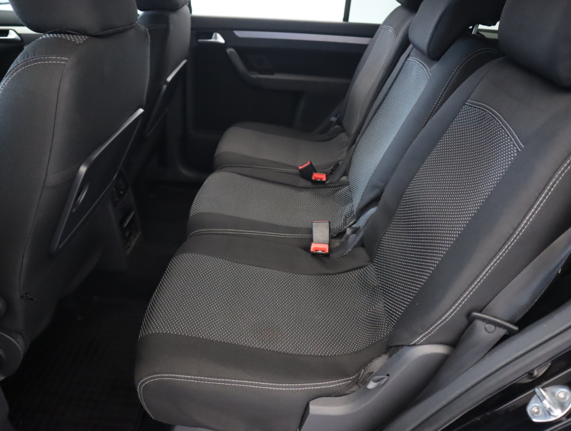 Volkswagen Touran, 2008