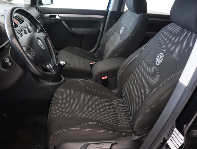 Volkswagen Touran, 2008
