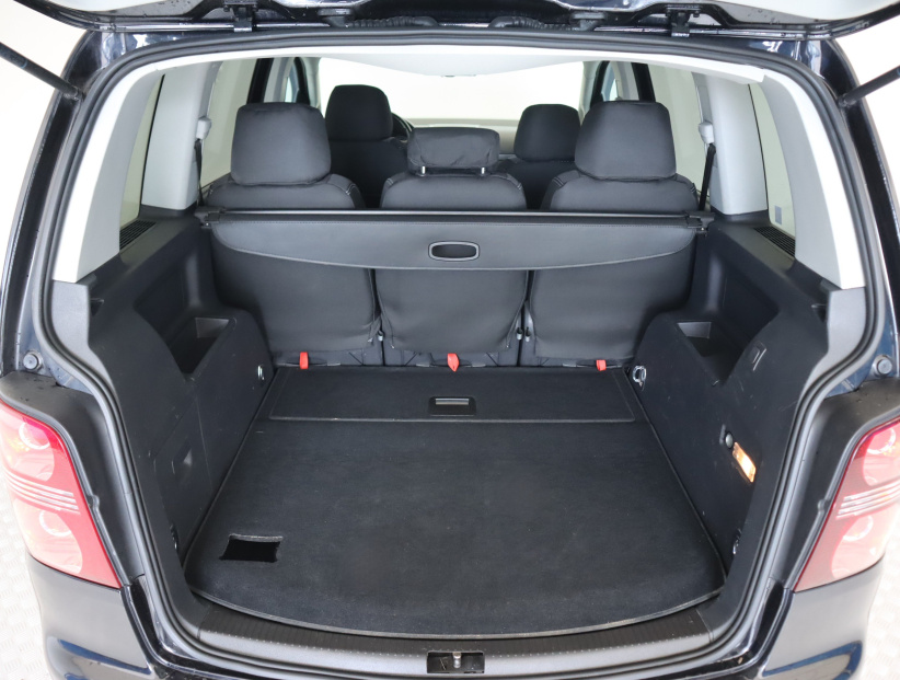 Volkswagen Touran, 2008