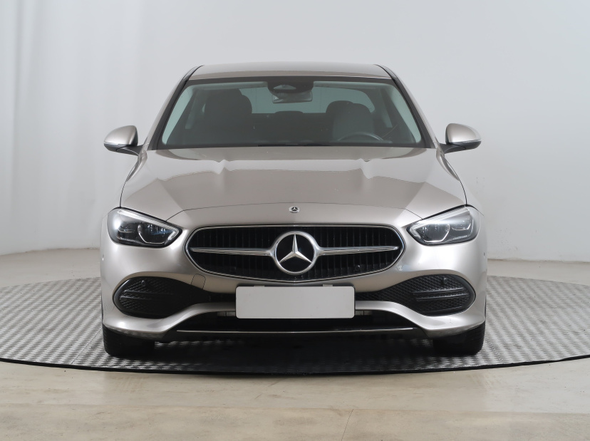 Mercedes-Benz C, 2022