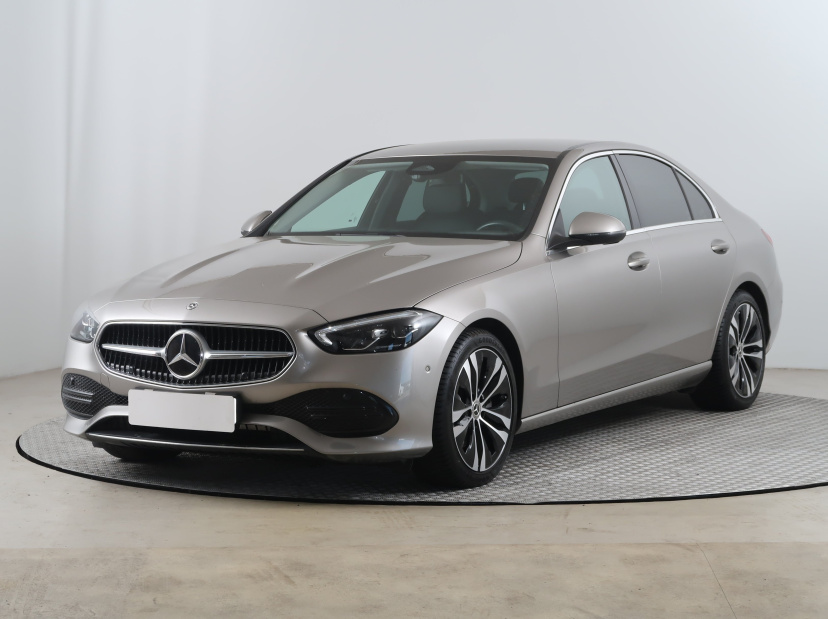 Mercedes-Benz C, 2022