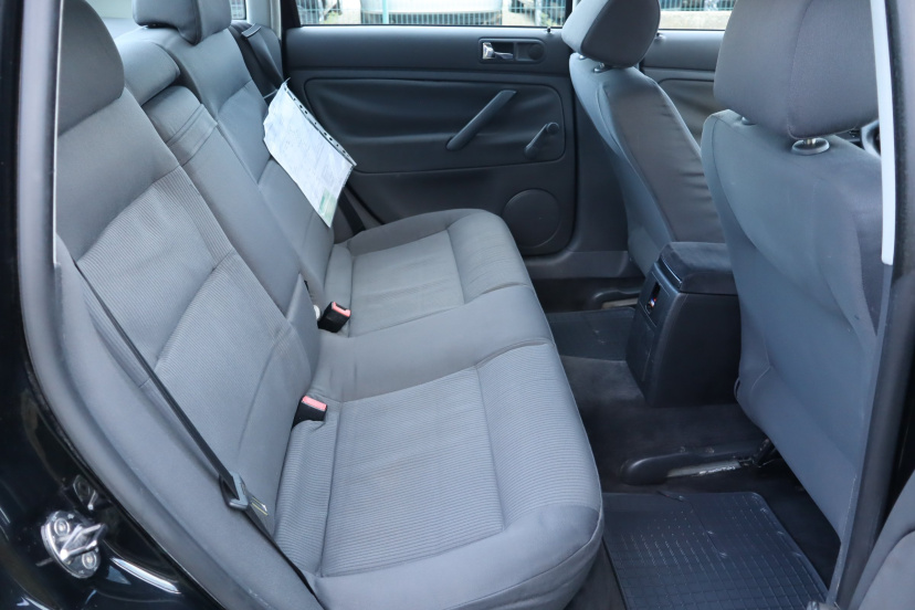 Volkswagen Passat, 2004