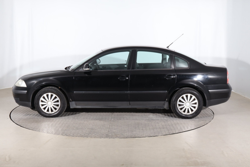 Volkswagen Passat, 2004