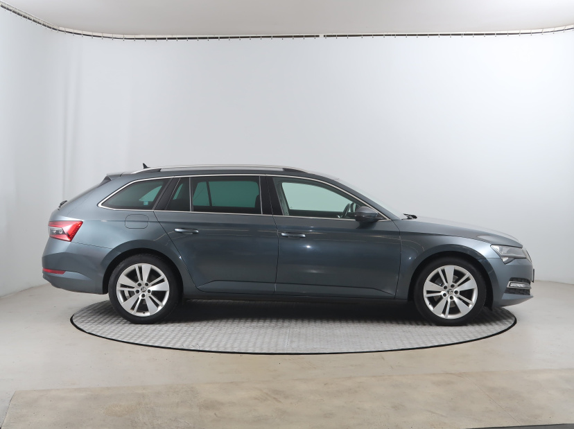 Škoda Superb, 2019