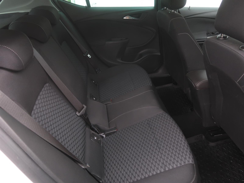Opel Astra, 2016