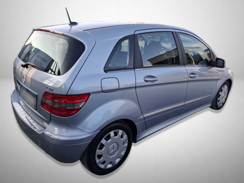 Mercedes-Benz B, 2011