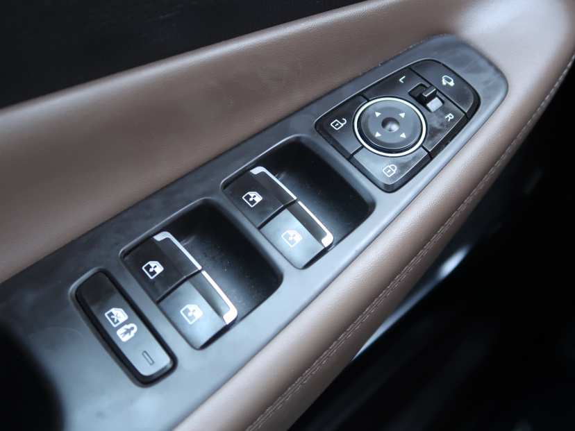 Hyundai Santa Fe, 2023