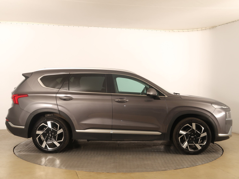 Hyundai Santa Fe, 2023