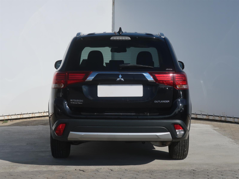 Mitsubishi Outlander, 2017