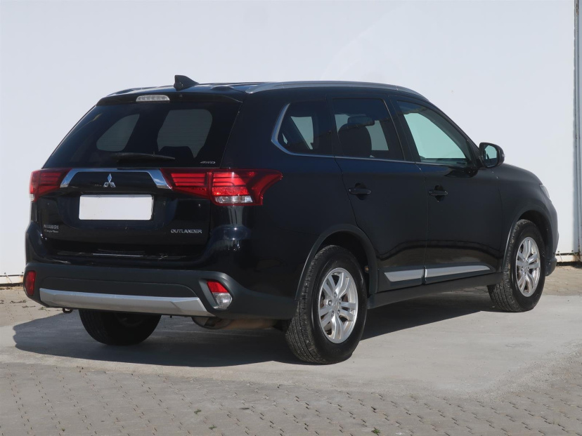 Mitsubishi Outlander, 2017