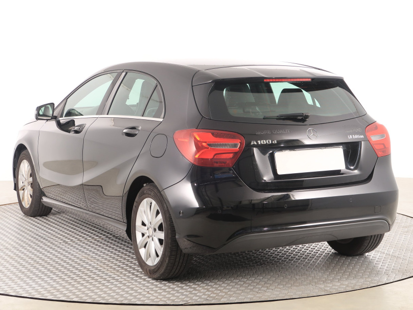 Mercedes-Benz A, 2016