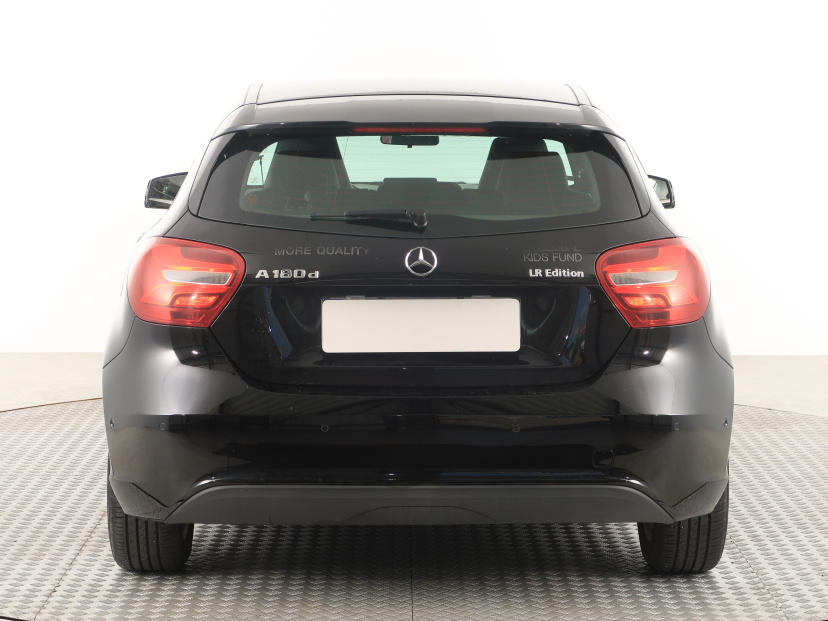 Mercedes-Benz A, 2016