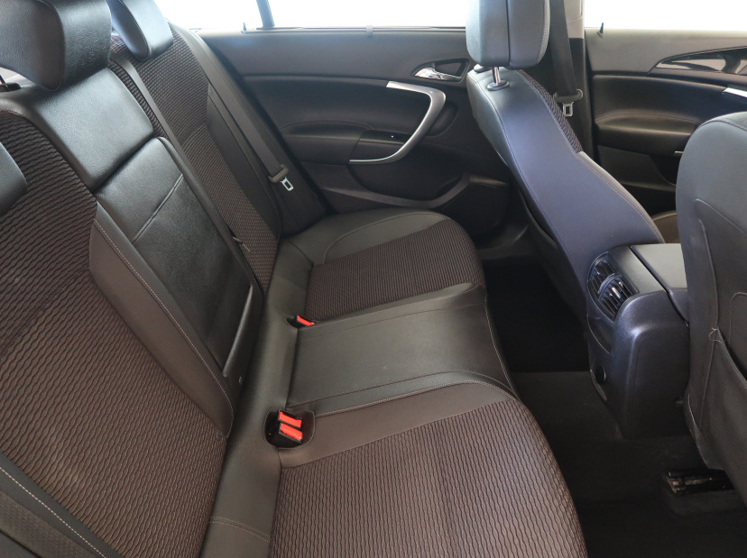 Opel Insignia, 2015