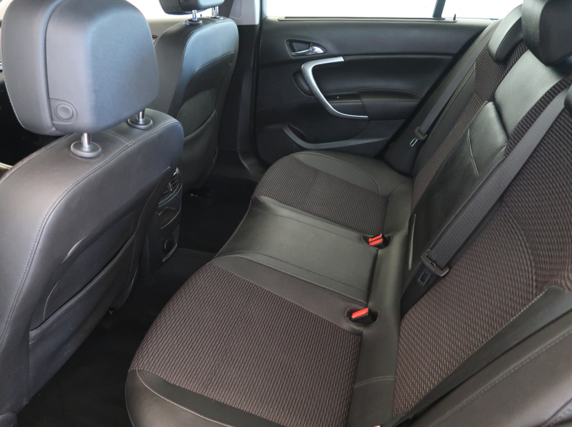 Opel Insignia, 2015