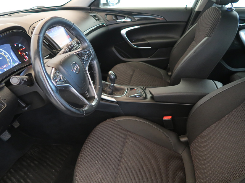 Opel Insignia, 2015