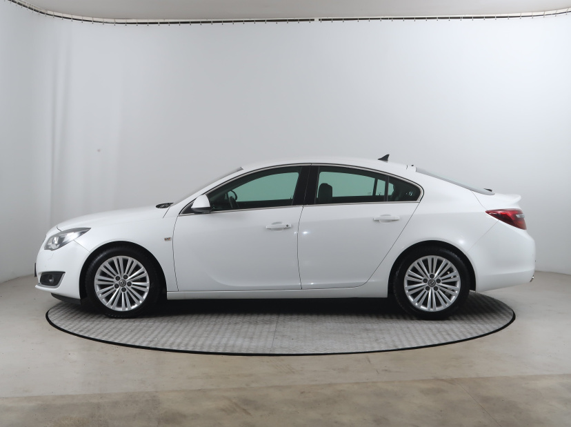 Opel Insignia, 2015