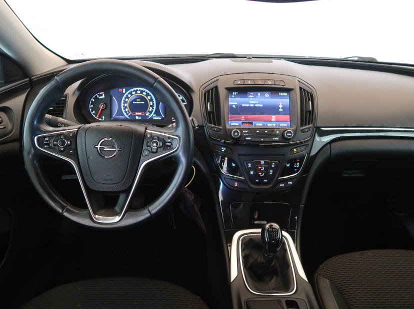 Opel Insignia, 2015