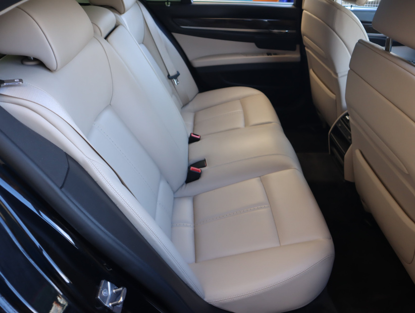 BMW 7, 2009