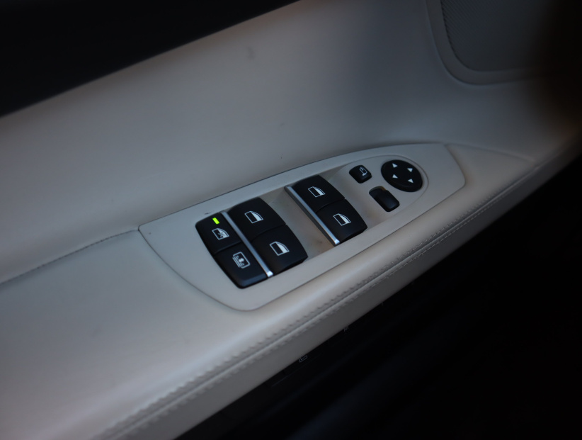 BMW 7, 2009