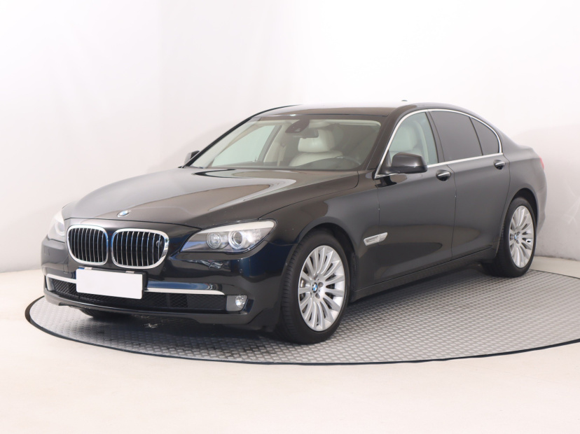 BMW 7, 2009