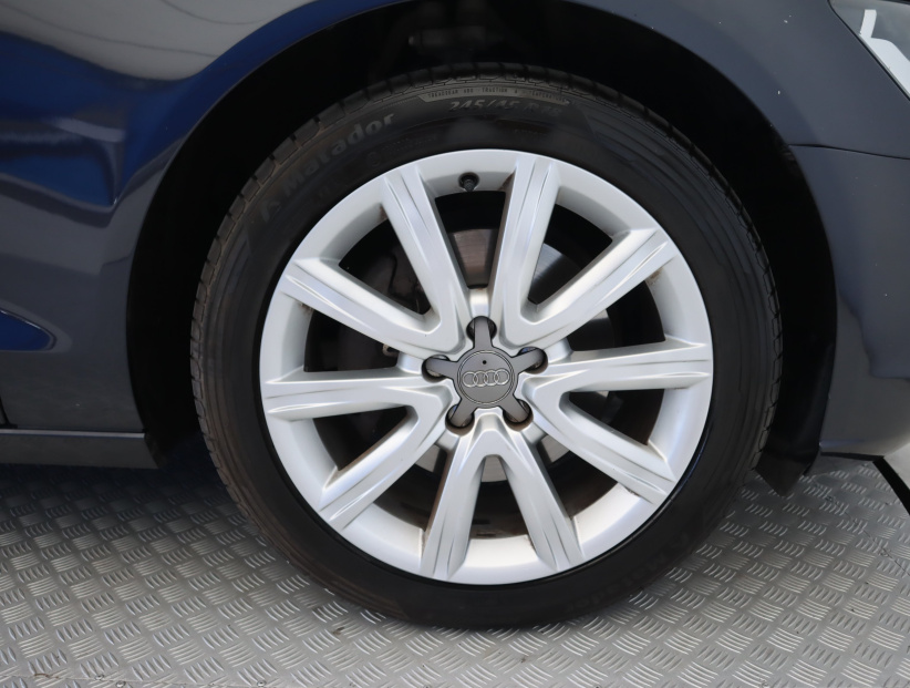 Audi A6, 2012