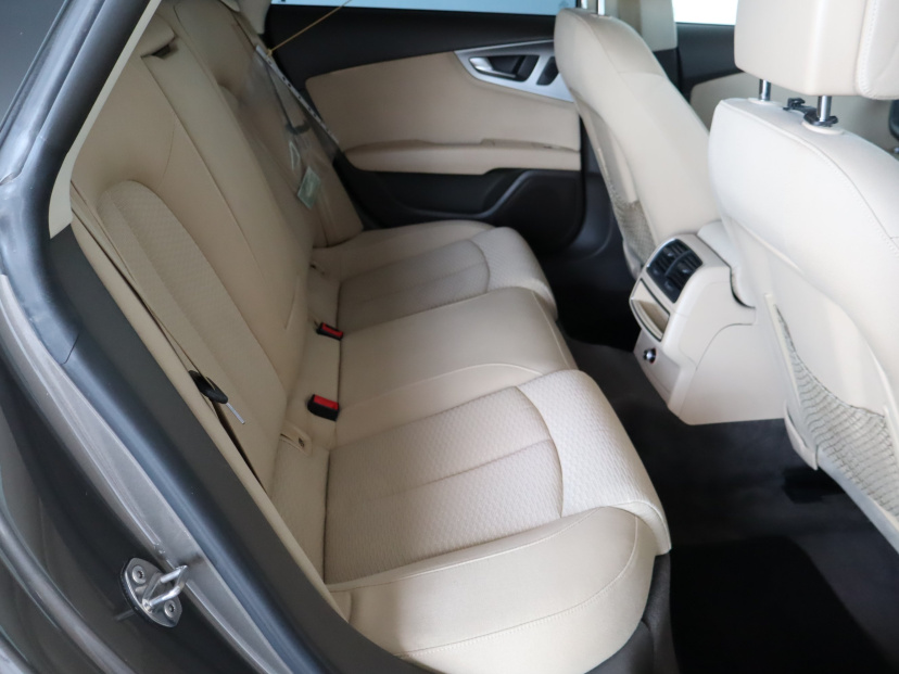 Audi A7, 2010