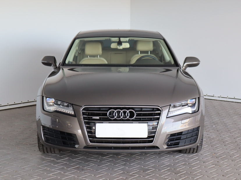 Audi A7, 2010