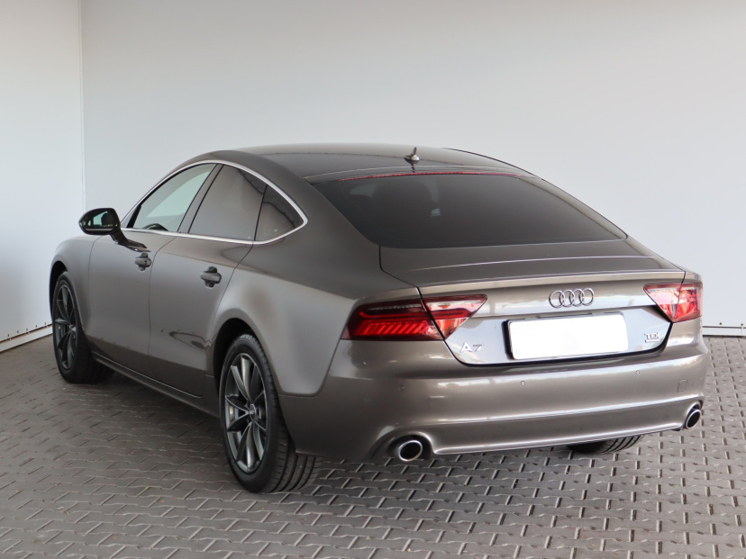 Audi A7, 2010