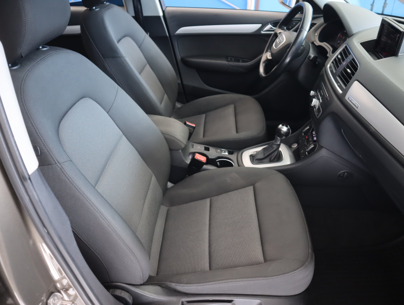 Audi Q3, 2016