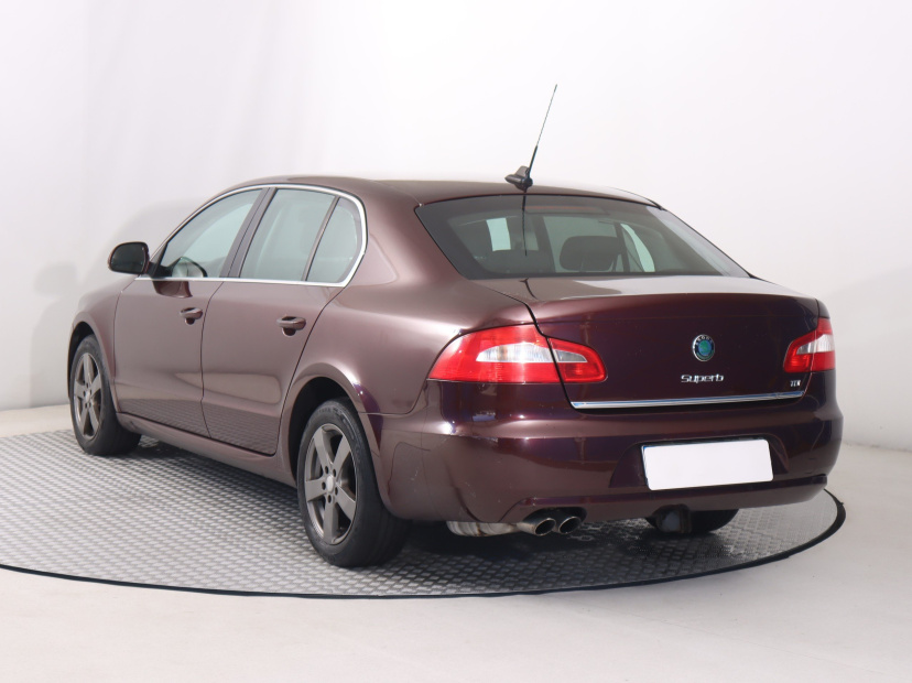 Škoda Superb, 2009