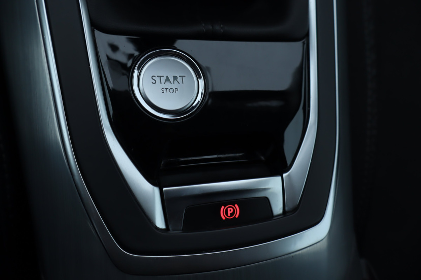Peugeot 308, 2015