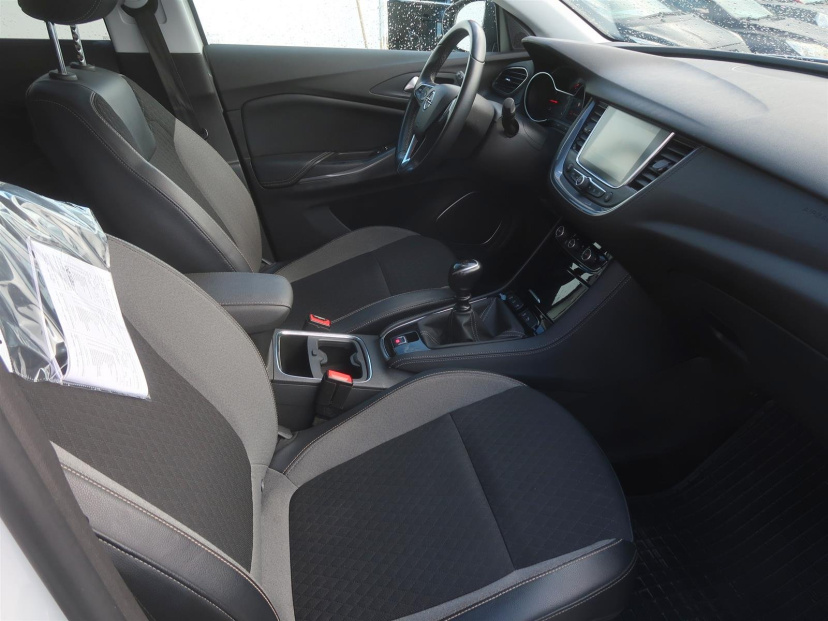 Opel Grandland, 2018