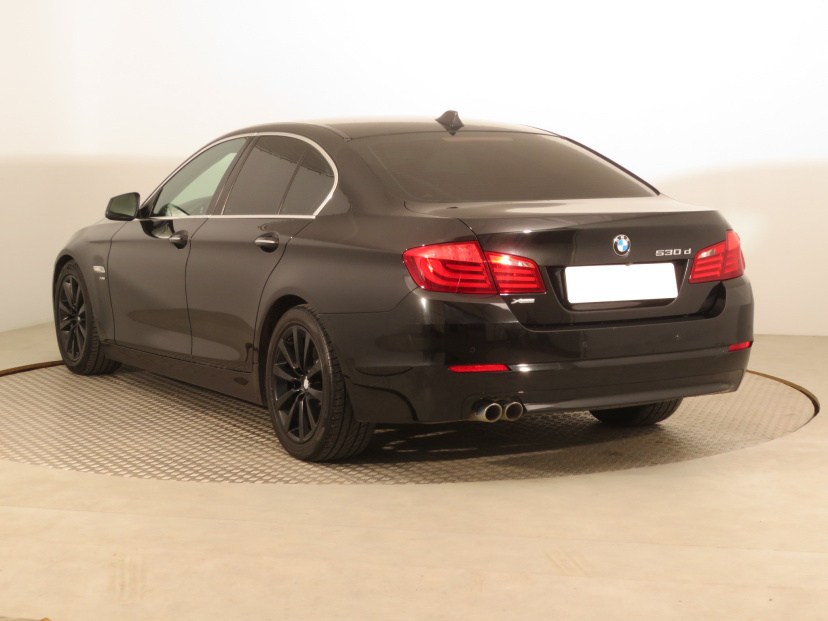 BMW 5, 2011