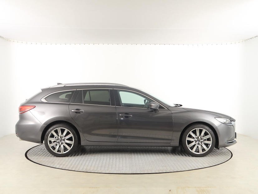 Mazda 6, 2022