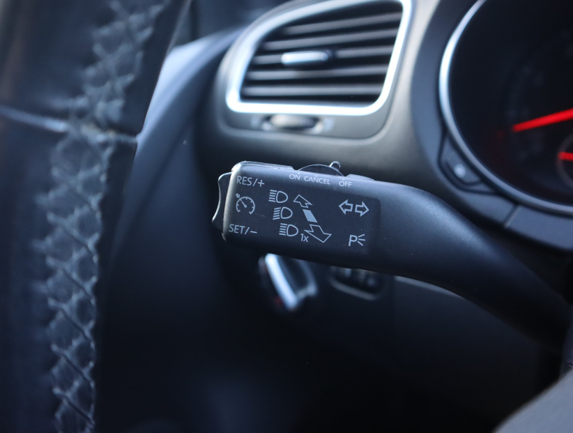 Volkswagen Golf, 2012