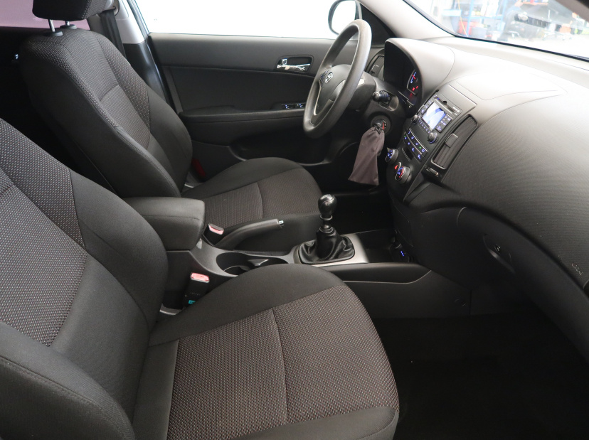 Hyundai i30, 2011