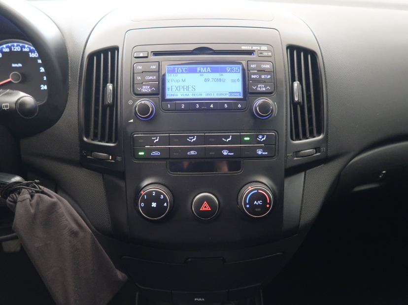 Hyundai i30, 2011