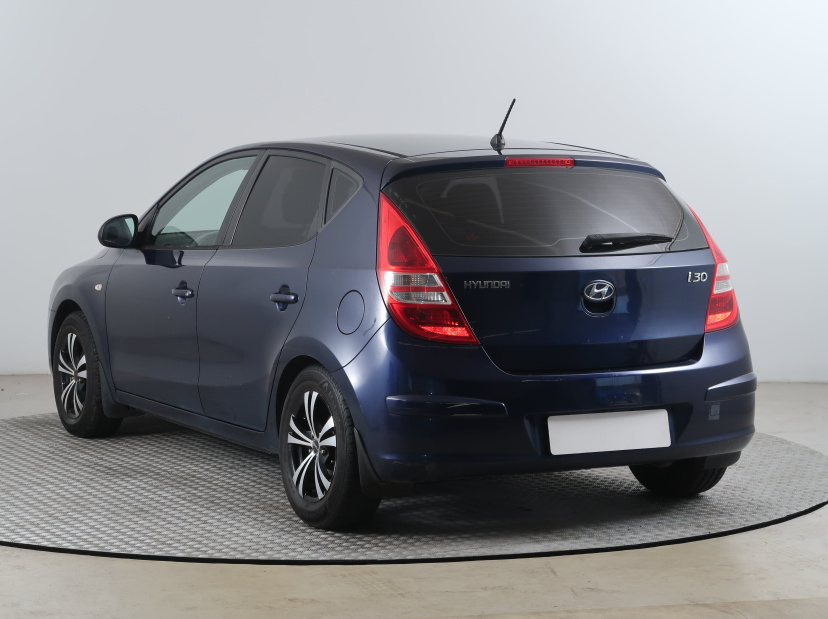 Hyundai i30, 2011