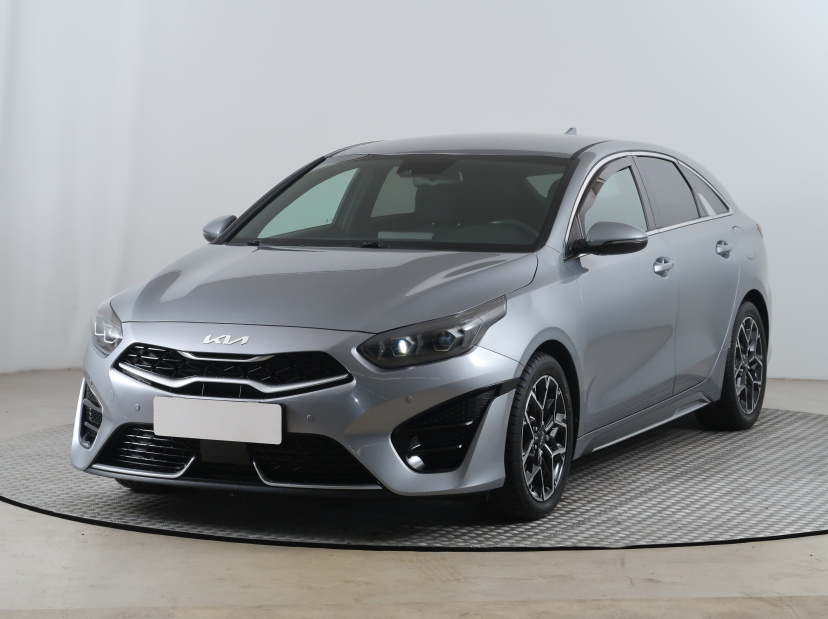 Kia ProCeed, 2022