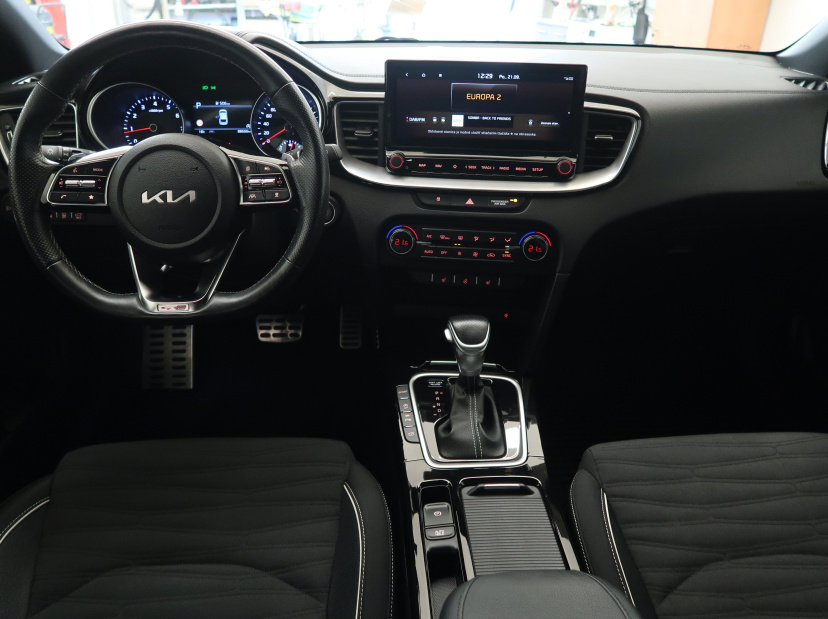 Kia ProCeed, 2022