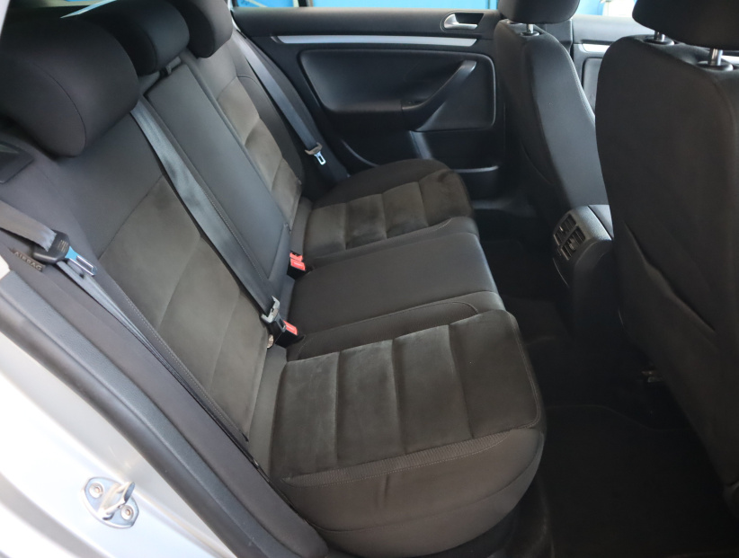 Volkswagen Golf, 2012