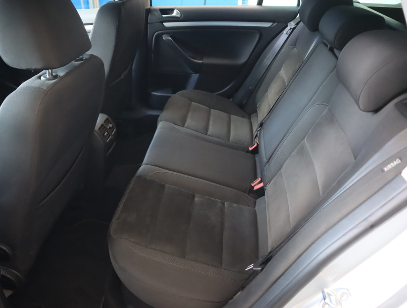 Volkswagen Golf, 2012