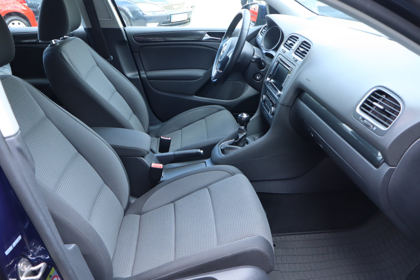 Volkswagen Golf, 2012