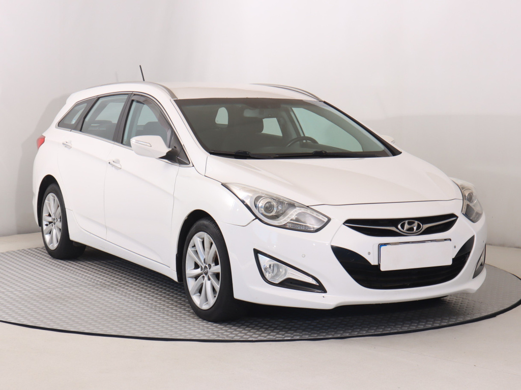 Hyundai i40, 2013
