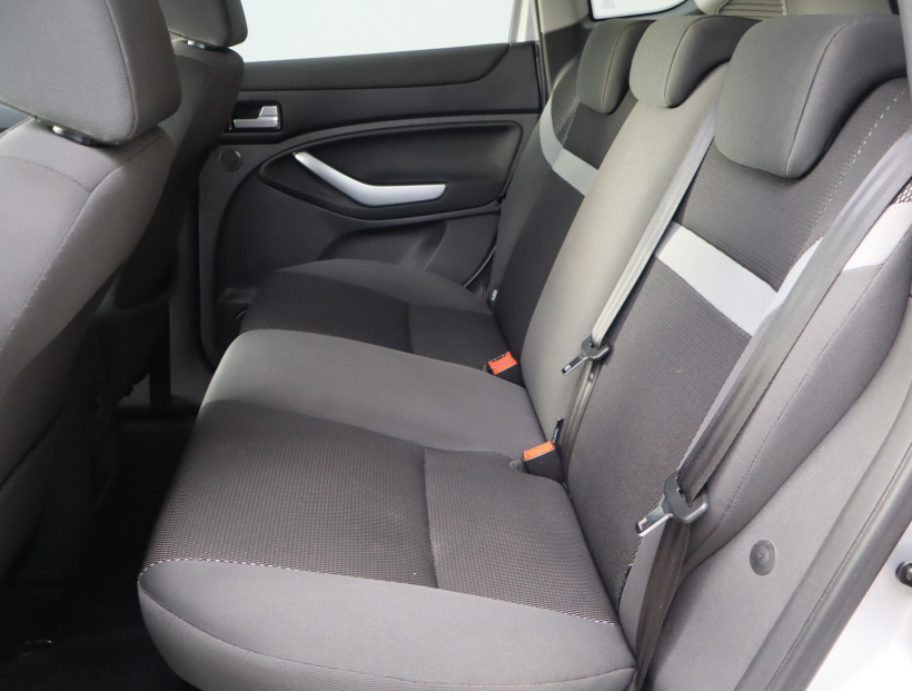 Ford Kuga, 2012