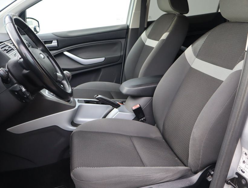 Ford Kuga, 2012